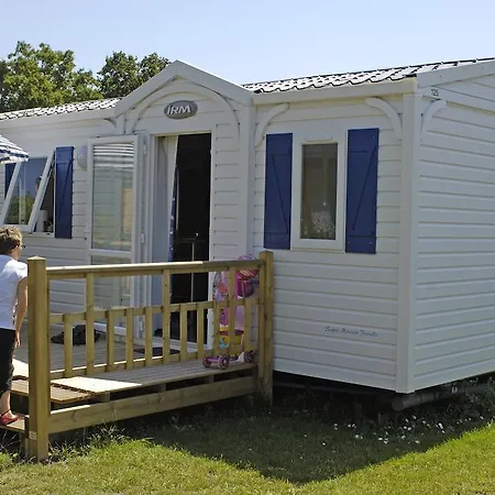 Camping Les Blancs Chenes La Tranche-sur-Mer