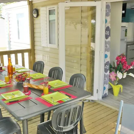 Camping Camping Les Blancs Chênes